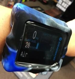 Silicone Protective Cover For Perdix Computers -Diving Suit Co camo hand live side 2