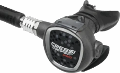 CRESSI Mc9 Sc + Compact Pro Regulator 6 CRESSI Mc9 Sc + Compact Pro Regulator -Diving Suit Co regulators 2nd stage